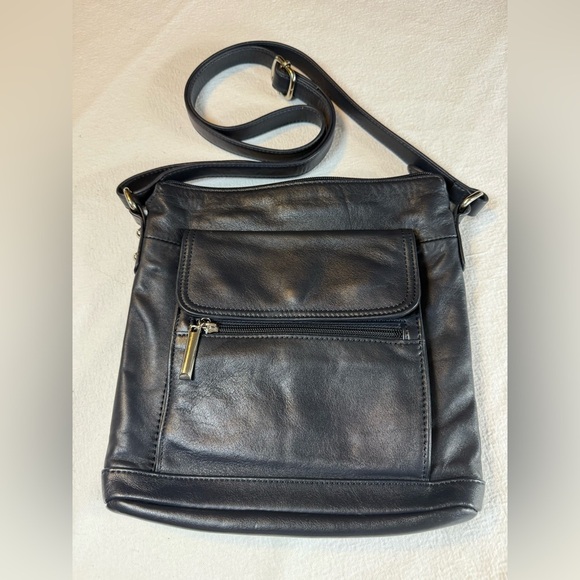 Giani Bernini Navy Blue Leather Messenger Bag, Work, Streetwear - Picture 1 of 15